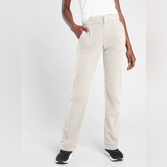 Athleta Pants - Athleta Trekkie Hike Pant Size 2 Straight Leg Cream Utility Pants